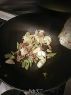 Make Onion fried meat step 8