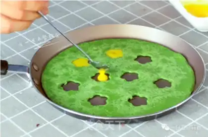 Make Spinach omelet step 8