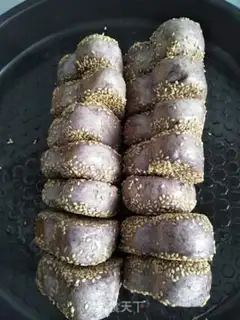 Make Black rice sesame cake step 9
