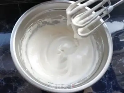 Make Dog lollipop cake step 2