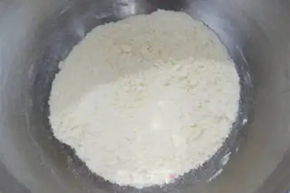 Make Puffy mushroom pot and dumplings step 3
