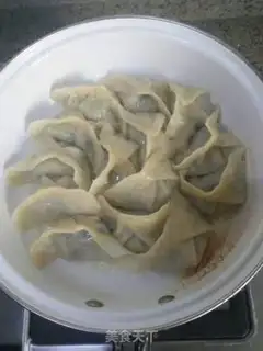 Make Puffy mushroom pot and dumplings step 12