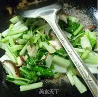 Make Fry mushrooms and cabbage step 8
