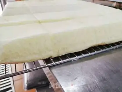 Make Coconut Chifeng cake step 17