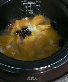 Make Pumpkin date rice congee step 7