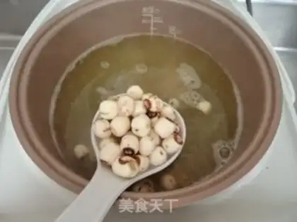 Make Green Bean Lotus Porridge step 3