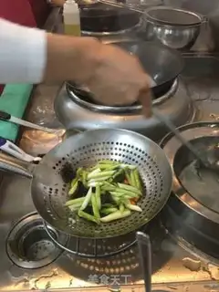 Make The bean-leaved meat step 1