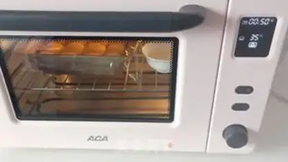 Make Pooh squeezes pumpkin bread step 11