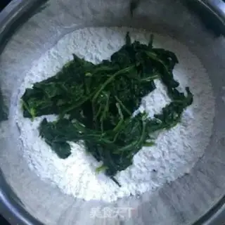 Make Sour soup spinach noodles step 1