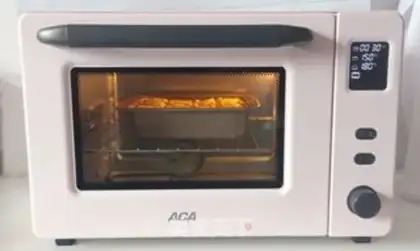 Make Pooh squeezes pumpkin bread step 13