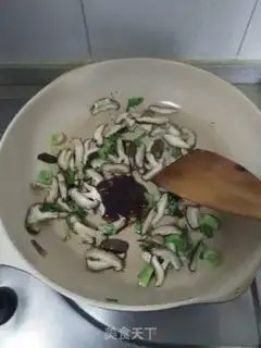 Make Plum-mucked mushrooms step 7