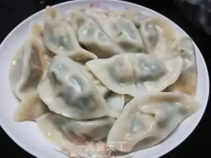 Make Three fresh dumplings step 0
