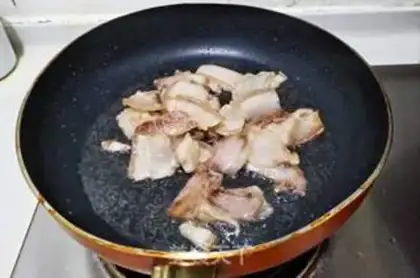 Make Piper pepper fried meat step 5