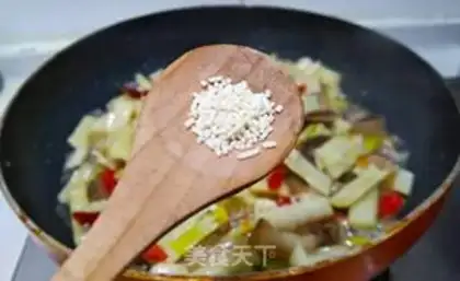 Make Piper pepper fried meat step 10