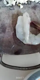 Make Tomato shrimp step 1