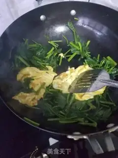Make Scrambled eggs step 4