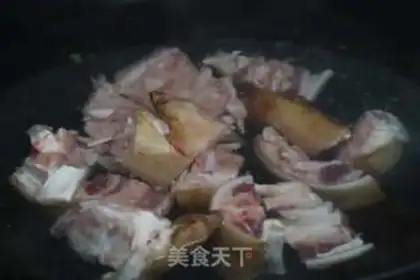 Make Liang, pig hoof soup step 1