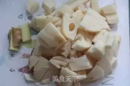 Make Liang, pig hoof soup step 2