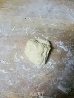 Make Two pretzels of pretzels step 1