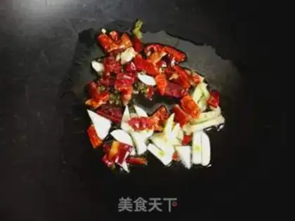 Make The peppers are fried step 2