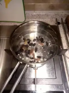 Make Fruit oatmeal step 1