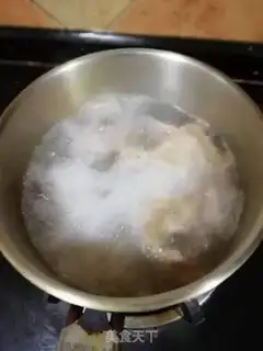 Make Apricot soup step 1