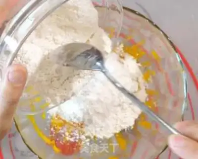 Make Baby pumpkin grinder step 3