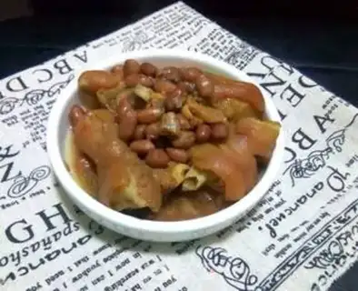 Make Peanut pig hand step 5