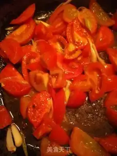 Make Tomato fried eggs step 3