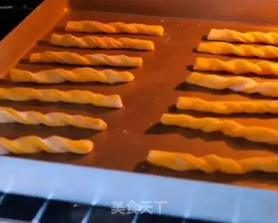 Make Baby pumpkin grinder step 10