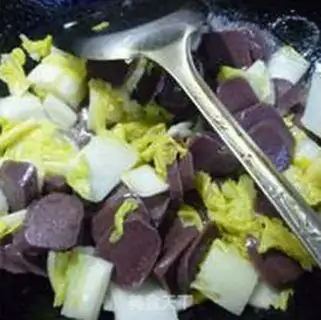 Make The dolls make black rice cakes step 6
