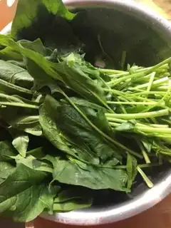 Make Spicy spinach step 0