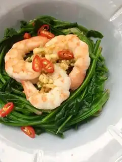 Make Shrimp spinach step 16