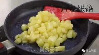 Make Apple pie step 4