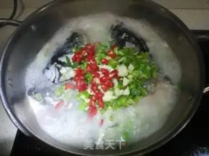 Make The secret water boils fish heads step 5
