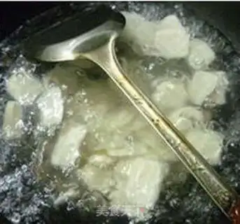 Make Skinny garlic pastry step 6