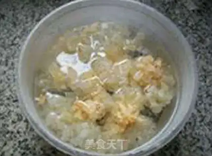 Make Pineapple silver ear soup step 0