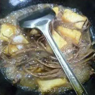 Make Tea mushrooms burn old tofu step 7