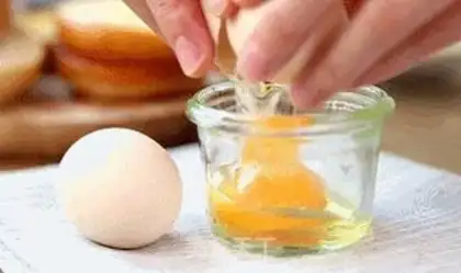 Make Benedick eggs step 9