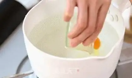 Make Benedick eggs step 10