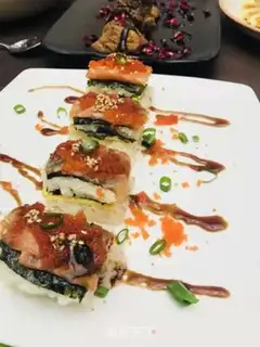 Make Flying fish seeds sushi step 6