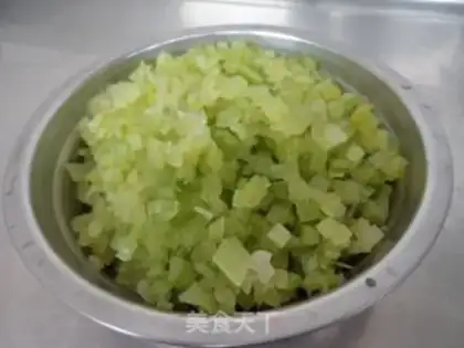 Make Celery, pork dumplings step 3