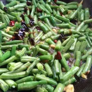 Make Garlic beans step 5