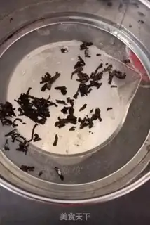 Make Sakura milk tea step 8
