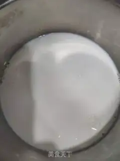 Make Milk oatmeal step 1