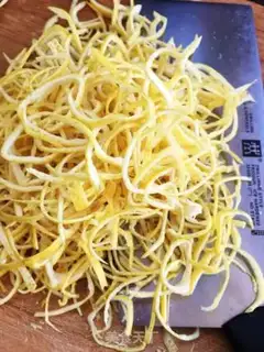 Make A grapefruit tea step 2