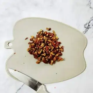 Make A red date McFin cake step 1