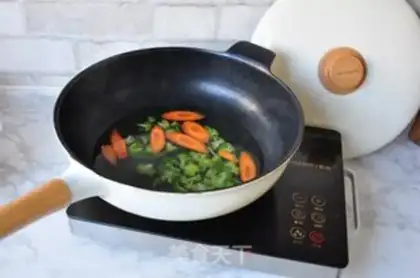 Make Orchid sausages step 5