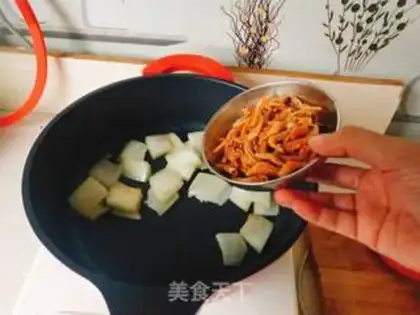 Make Shrimp drys the melon step 4