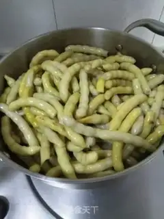 Make Gold hooks, beans step 7